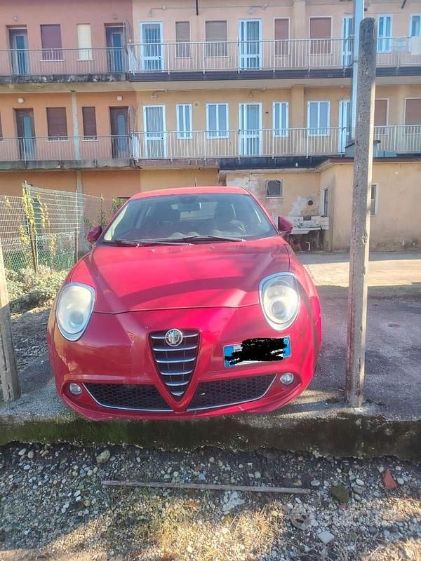 Usata Alfa Romeo MiTo 105 CV (77 kW) 2009 Rosso Utilitaria