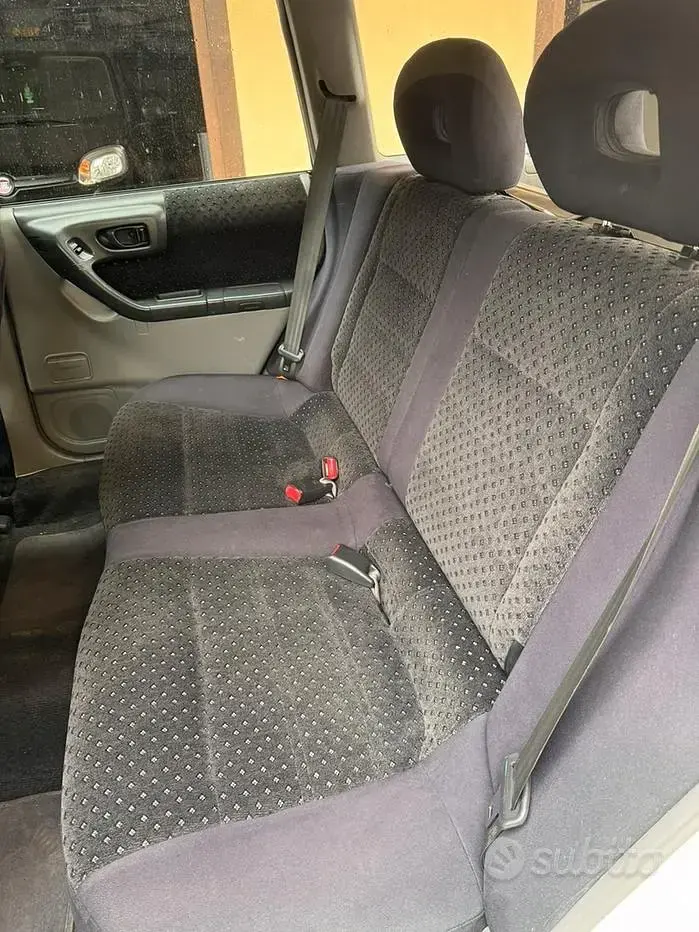 Usata Subaru Forester 170 CV (125 kW) 2000 Bianco SUV