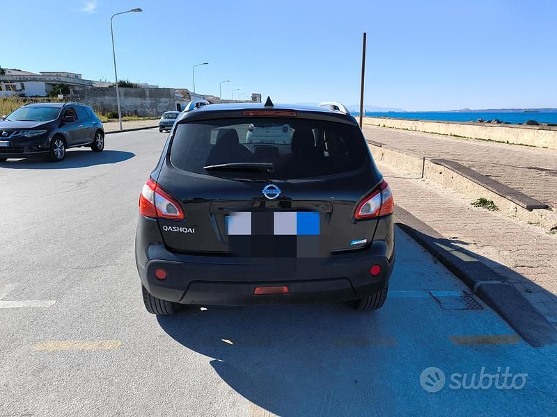 Usata Nissan Qashqai Tekna 131 CV (96 kW) 2012 Nero SUV