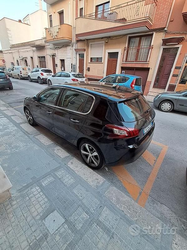 Usata Peugeot 308 Allure 116 CV (85 kW) 2015 Nero Berlina