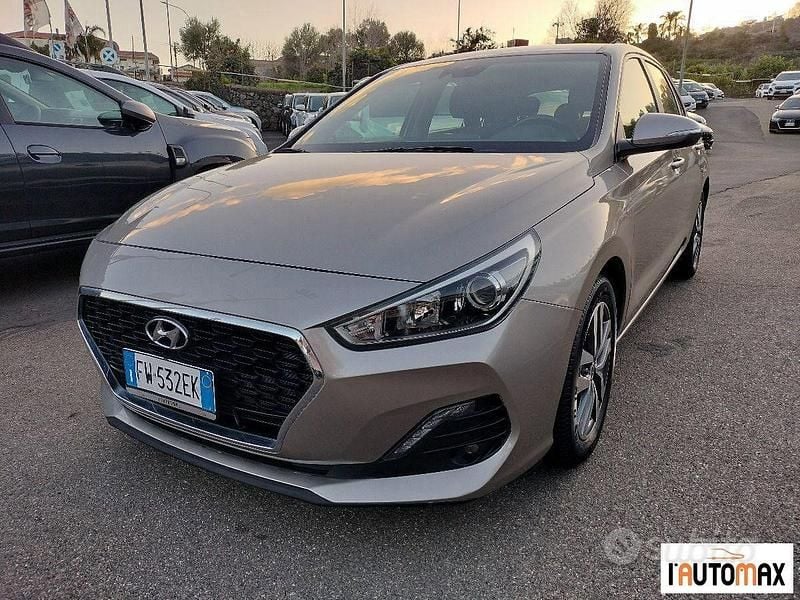 Usata Hyundai i30 116 CV (85 kW) 2019 Bianco Berlina
