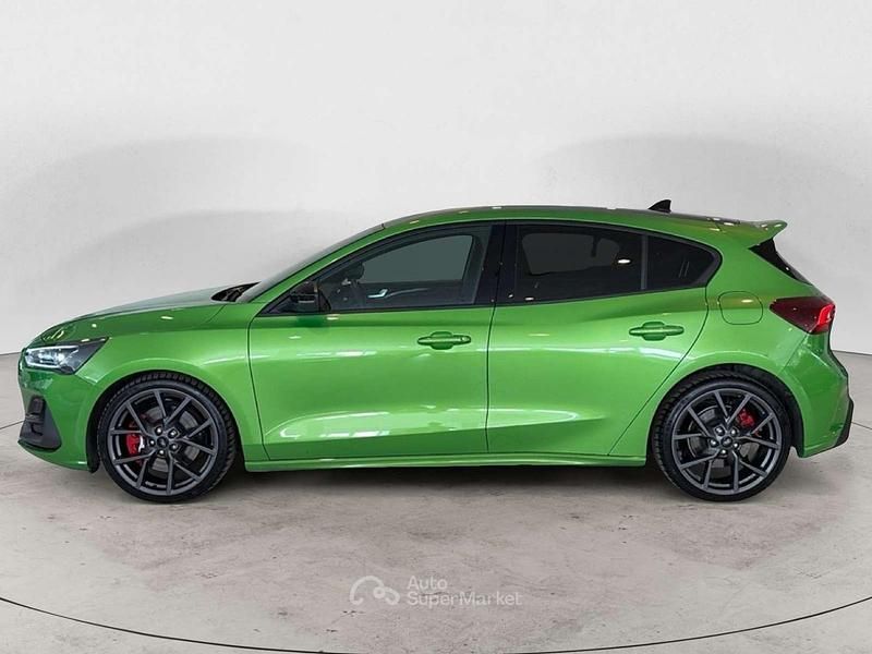 Usata Ford Focus ST 280 CV (205 kW) 2024 Verde Berlina