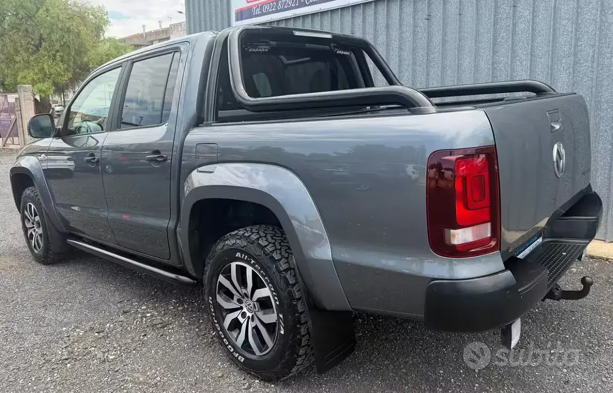 Usata VW Amarok Canyon 180 CV (132 kW) 2016 Grigio Pick-up