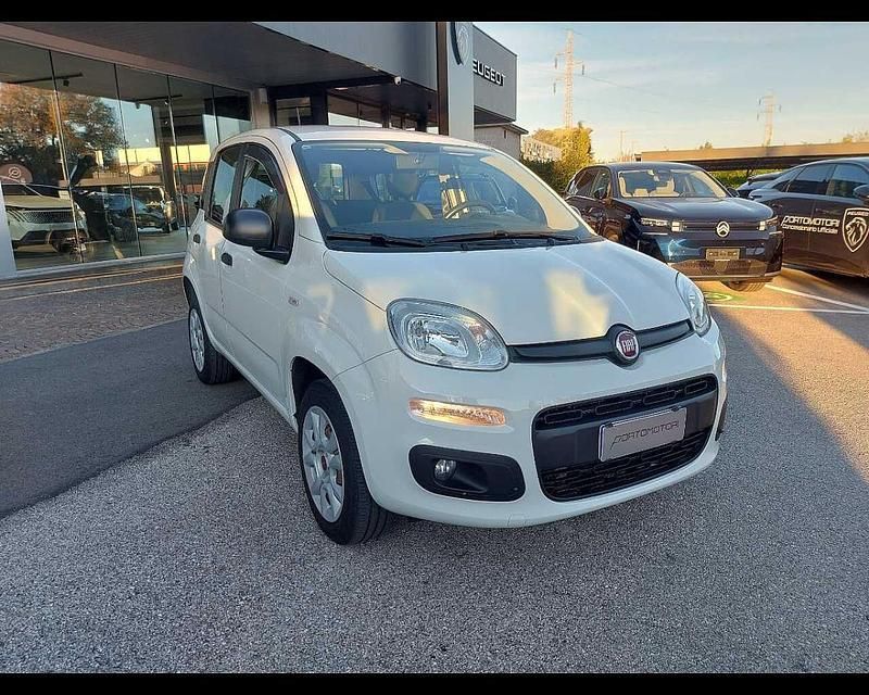 Usata Fiat Panda Easy 84 CV (61 kW) 2020 Bianco Utilitaria