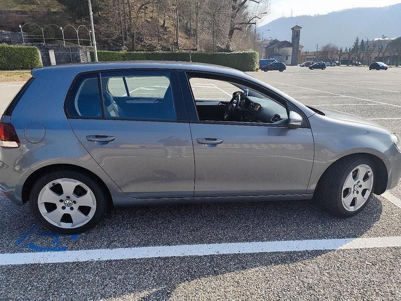 Usata VW Golf VI Highline 140 CV (102 kW) 2009 Grigio Utilitaria