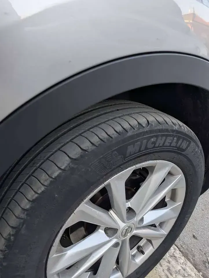 Usata Nissan Qashqai Acenta 131 CV (96 kW) 2016 Argento SUV