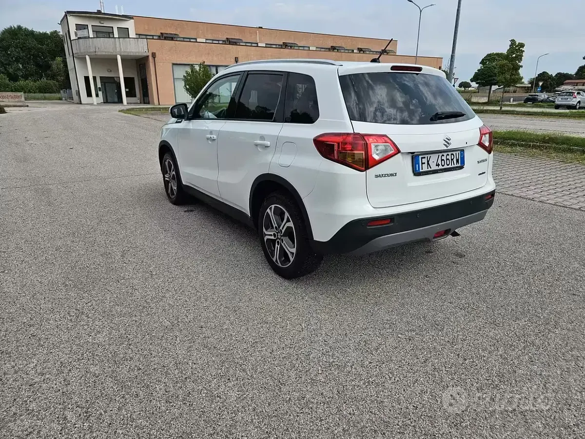 Usata Suzuki Vitara 2017 Bianco SUV