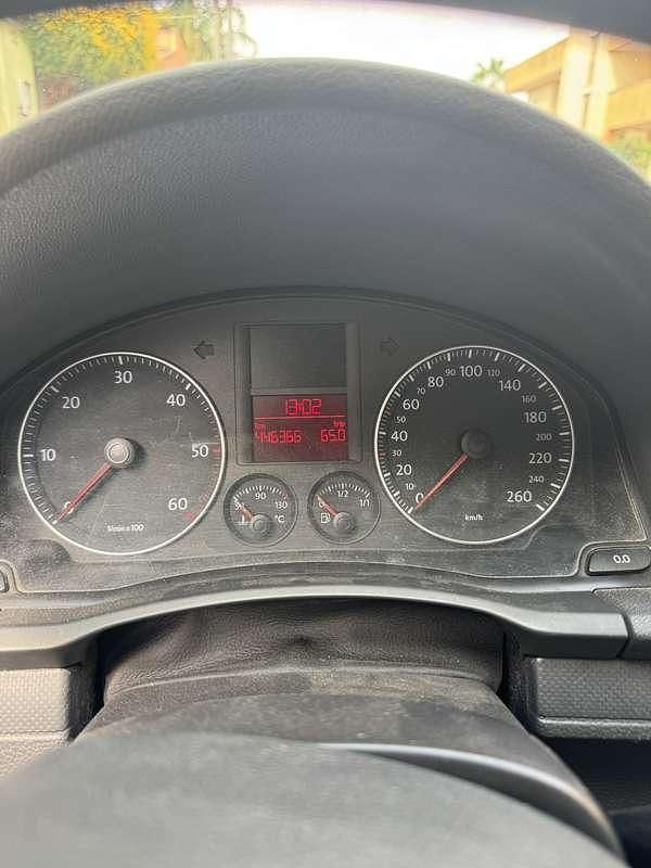 Usata VW Golf IV Trendline 105 CV (77 kW) 2006 Berlina