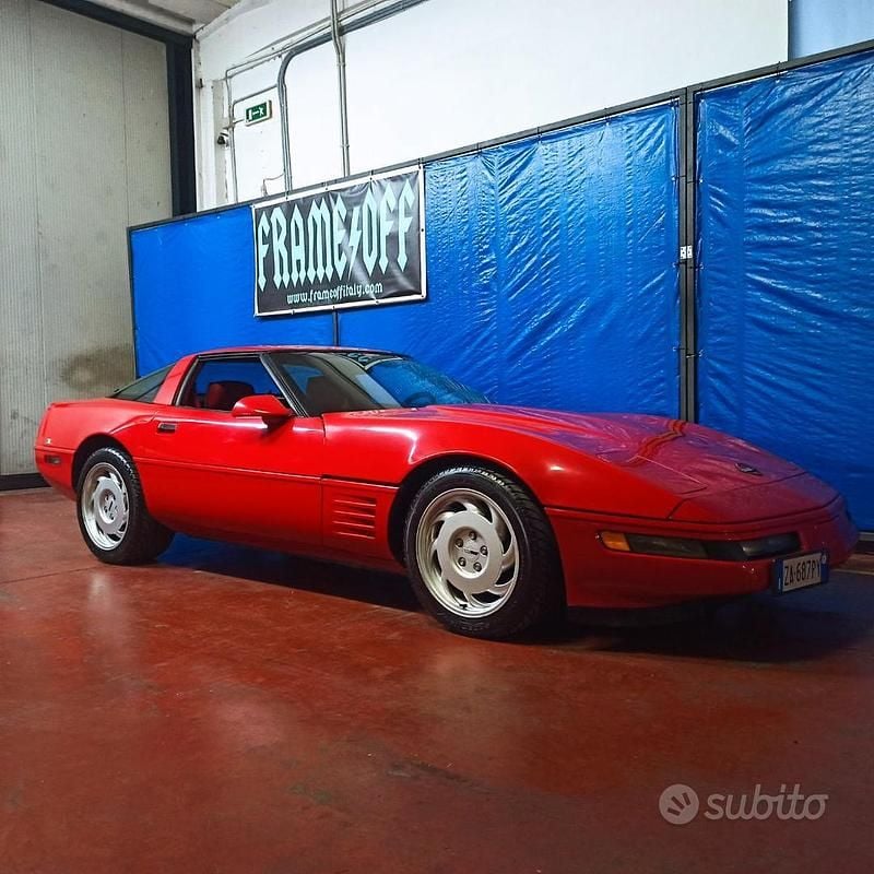 Usata Corvette C3 1991 Rosso Cabrio