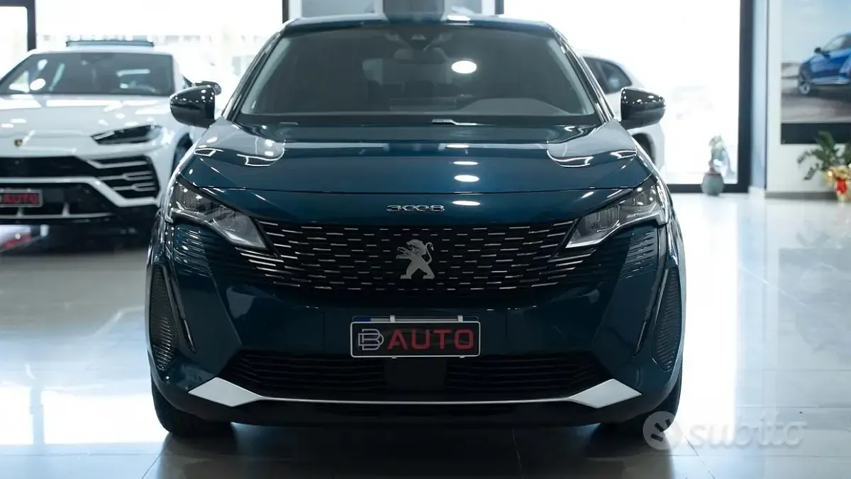 Usata Peugeot 3008 Allure 131 CV (96 kW) 2022 Blu SUV