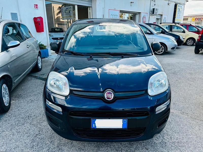 Usata Fiat Panda Easy 69 CV (50 kW) 2020 Blu Berlina