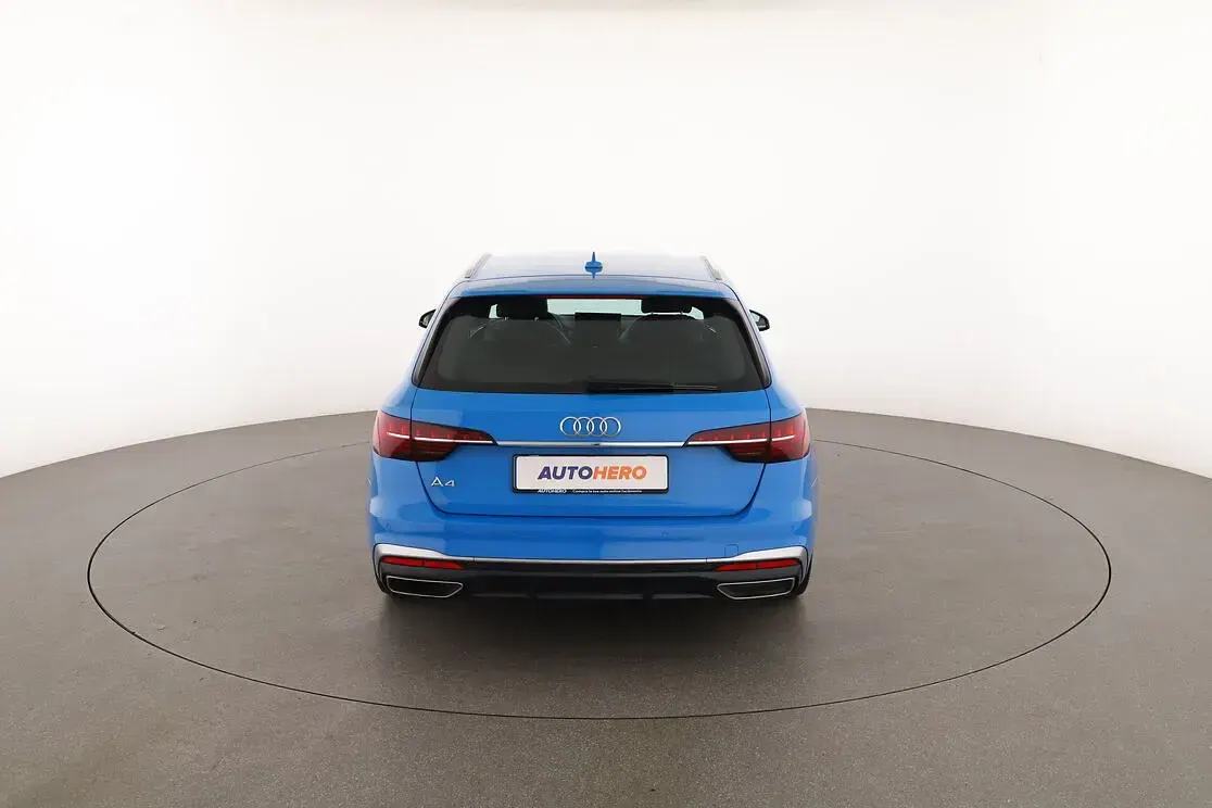Usata Audi A4 S-Line 163 CV (119 kW) 2020 Blu Station wagon