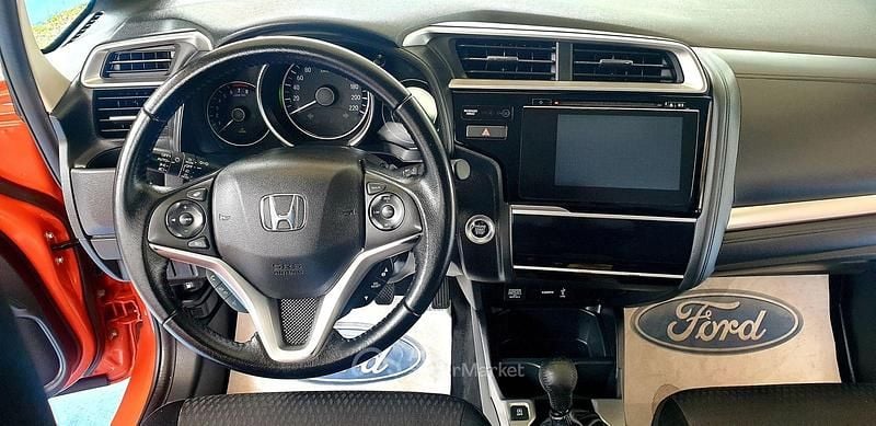 Usata Honda Jazz 102 CV (75 kW) 2019 Arancione Utilitaria