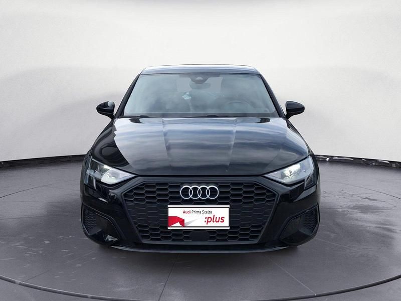 Usata Audi A3 Sportback Business 116 CV (85 kW) 2023 Nero Utilitaria