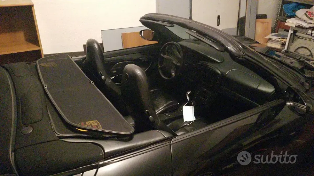 Usata Porsche 911 Carrera Cabriolet 300 CV (220 kW) 1999 Nero Cabrio