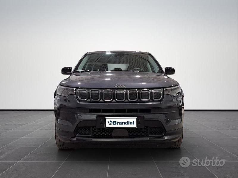 Occasion Jeep Compass Longitude 131 ch (96 kW) 2023 Gris SUV