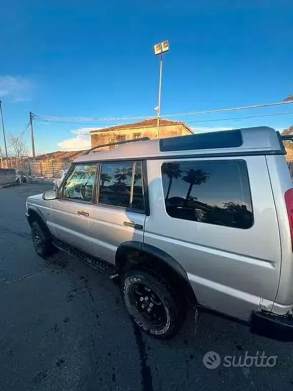Usata Land Rover Discovery 138 CV (101 kW) 2000 Grigio SUV
