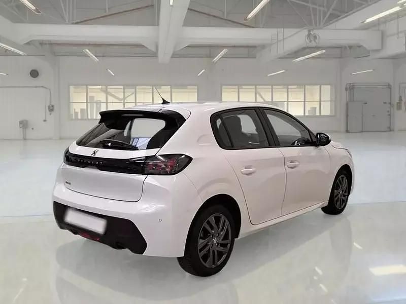 Usata Peugeot 208 Active 101 CV (74 kW) 2021 Bianco Utilitaria