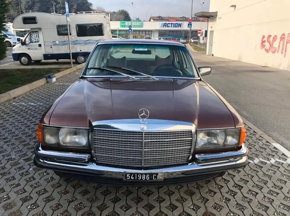 Usata Mercedes 280 SE 156 CV (114 kW) 1978 Marrone Berlina