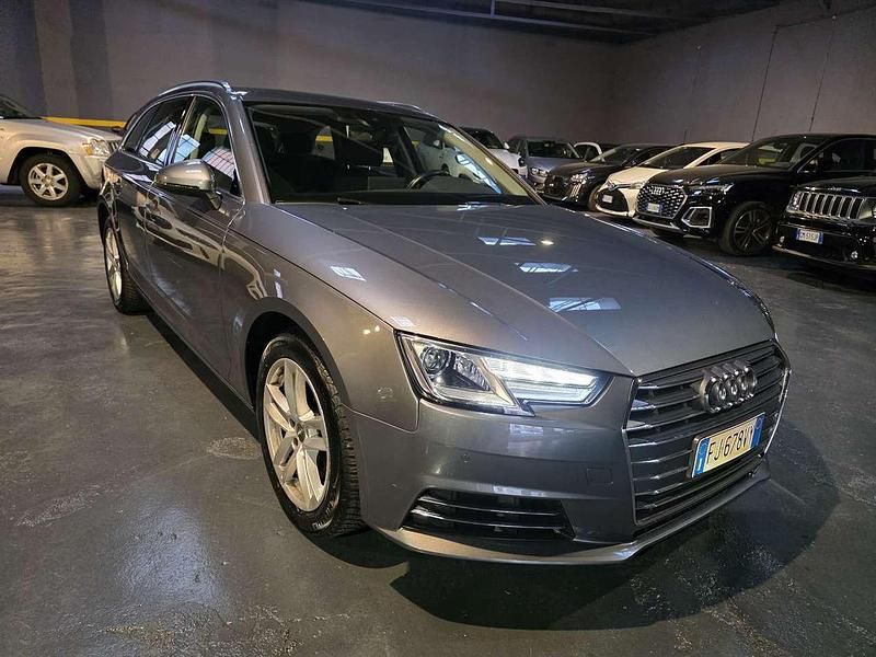 Usata Audi A4 Design 150 CV (110 kW) 2017 Grigio monsone met. Station wagon