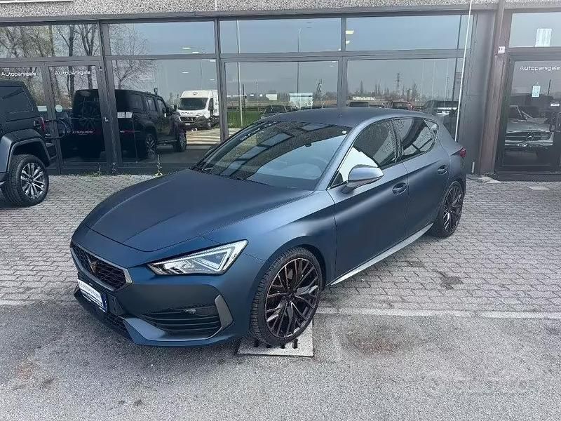 Usata Cupra Leon VZ 245 CV (180 kW) 2023 Blu Berlina