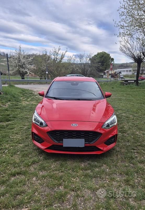Usata Ford Focus ST-Line 125 CV (91 kW) 2019 Rosso Berlina