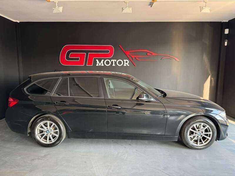 Usata BMW 318 Advantage 150 CV (110 kW) 2017 Nero Station wagon