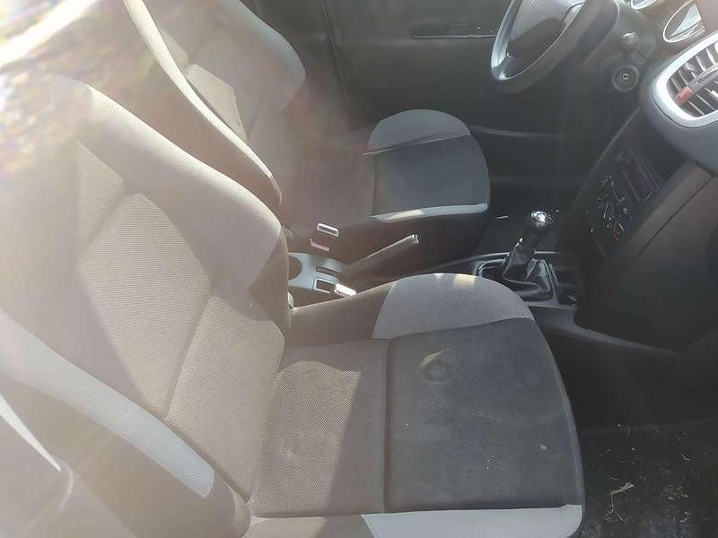 Usata Peugeot 207 Sport 73 CV (53 kW) 2009 Argento Berlina