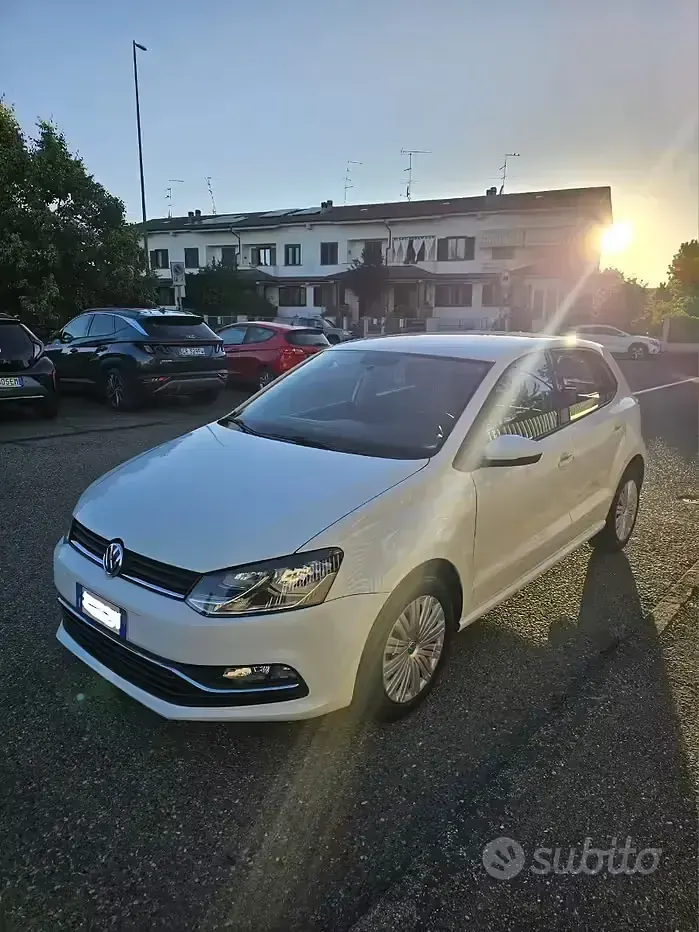 Usata VW Polo 75 CV (55 kW) 2016 Bianco Utilitaria