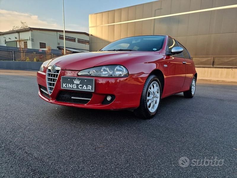 Usata Alfa Romeo 147 Exclusive 120 CV (88 kW) 2008 Rosso Utilitaria