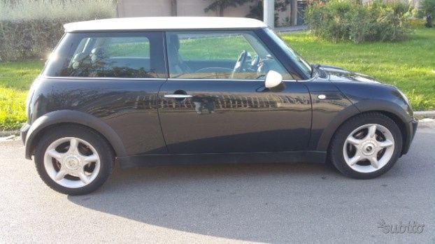 Venduto Mini Cooper 16 115cv Chili I Auto Usate In Vendita