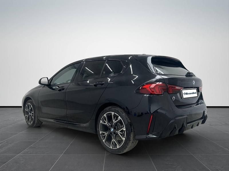 Nuova BMW 120 M Sport 150 CV (110 kW) 2026 Black sapphire metallizzato Utilitaria