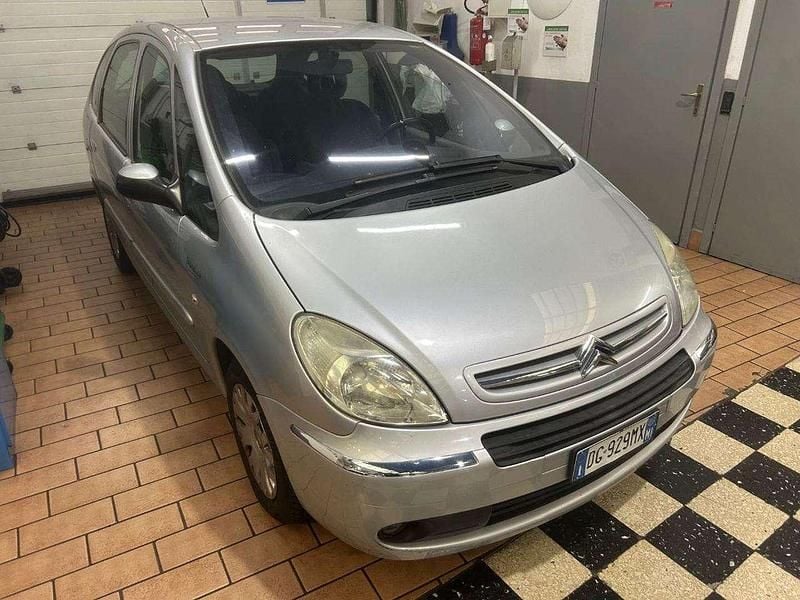 Usata Citroën Xsara Picasso Elegance 109 CV (80 kW) 2007 Grigio Monovolume