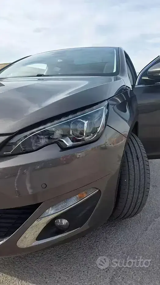 Usata Peugeot 308 116 CV (85 kW) 2016 Grigio Berlina