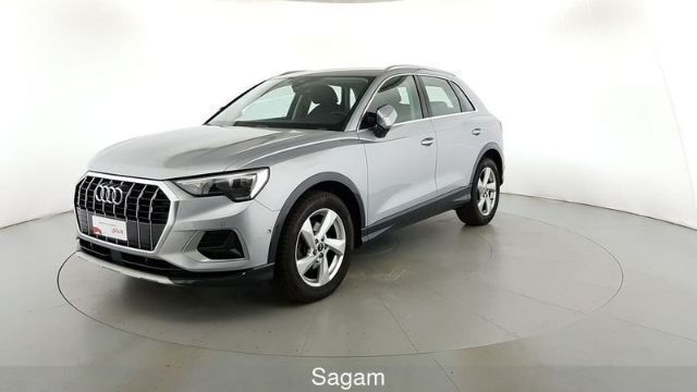 Argento fioretto met Usata 2022 Audi Q3 Advanced SUV | 29.900 € (Ottimo prezzo) - Immagine 1/4