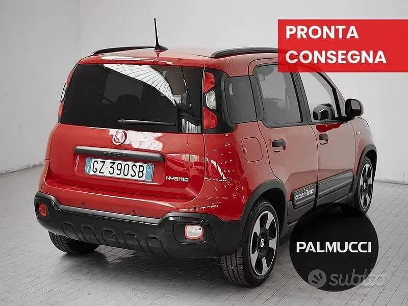 Usata Fiat Panda Cross Cross 70 CV (51 kW) 2025 Rosso Utilitaria