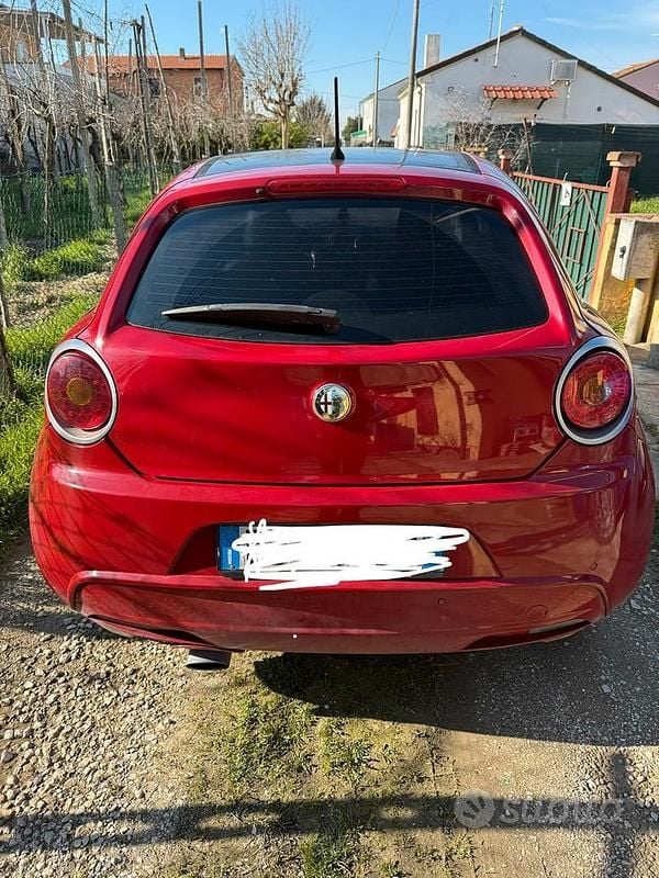 Usata Alfa Romeo MiTo 105 CV (77 kW) 2009 Rosso Utilitaria