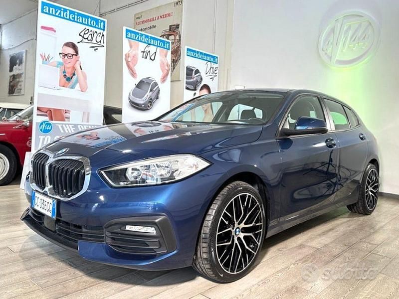 Usata BMW 116 Advantage 116 CV (85 kW) 2020 Blu metallizzato Utilitaria