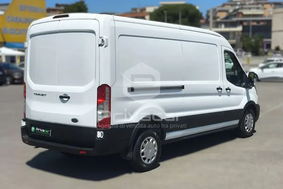 Usata Ford Transit Trend 131 CV (96 kW) 2023 Bianco Furgone