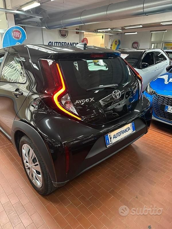 Nuova Toyota Aygo X Active 72 CV (52 kW) 2025 Nero SUV