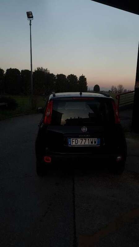 Usata Fiat Panda Lounge 69 CV (50 kW) 2016 Nero Utilitaria