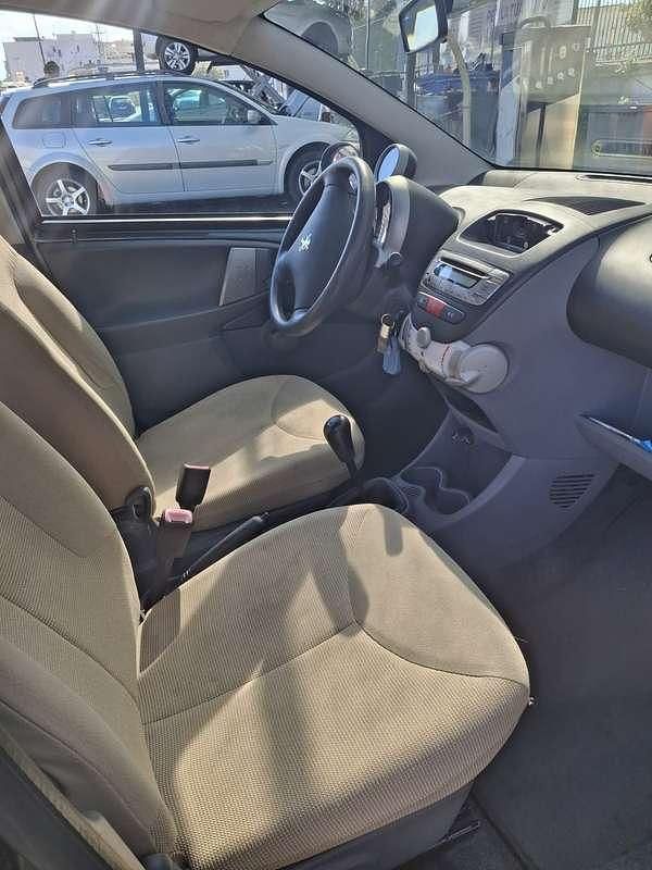 Usata Peugeot 107 68 CV (50 kW) 2008 Nero Utilitaria