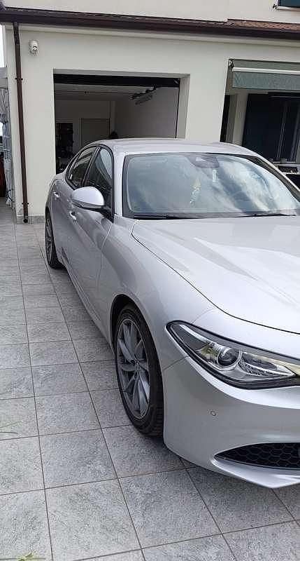 Usata Alfa Romeo Giulia Executive 160 CV (117 kW) 2018 Berlina