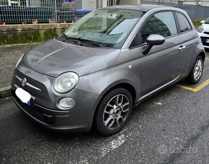 Grigio Usata 2010 Fiat 500 Due volumi | 4300 € (Buon prezzo) - Immagine 1/3