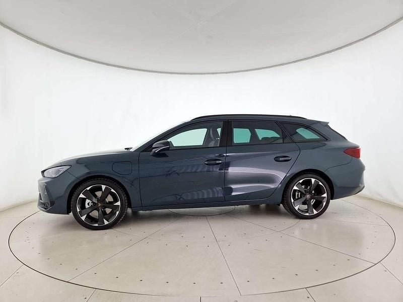 Usata Cupra Leon 204 CV (150 kW) 2025 Fiord blue Station wagon