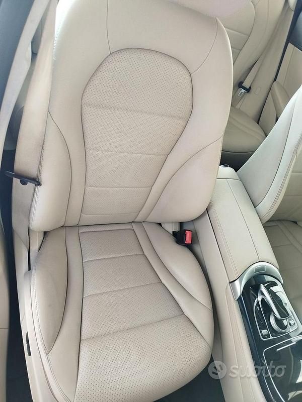 Usata Mercedes GLC250 Premium 211 CV (155 kW) 2019 Bianco