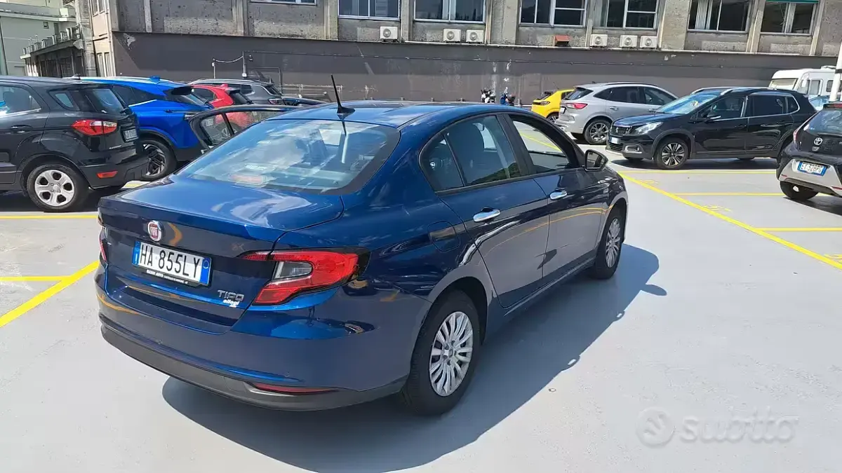 Usata Fiat Tipo 131 CV (96 kW) 2025 Bluazzurro Berlina