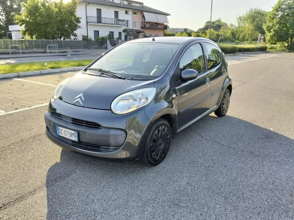 Usata Citroën C1 68 CV (50 kW) 2006 Grigio Utilitaria