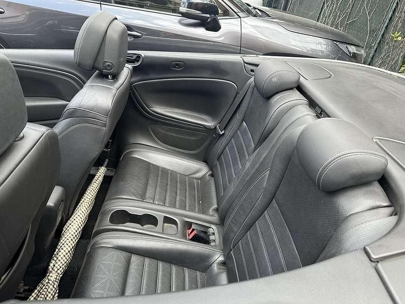 Usata Opel Cascada Innovation 170 CV (125 kW) 2017 Nero Cabrio