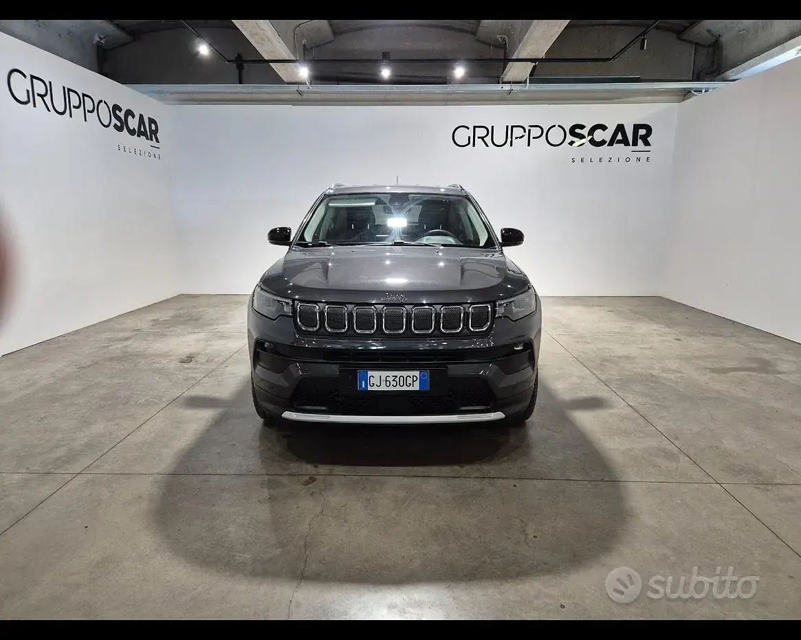 Usata Jeep Compass 131 CV (96 kW) 2022 Grigio SUV